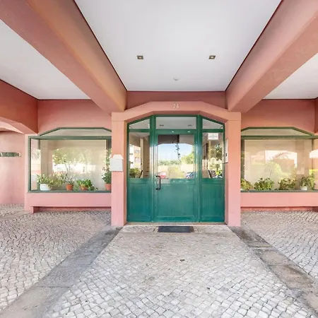 Apartamento Guestready - Retro Design In Olivais *